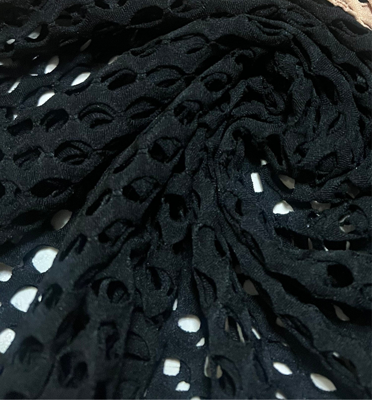 Diamond fishnet mesh nylon spandex 4-stretch 58/60”sold by the YD.ships worldwide from Los Angeles California USA