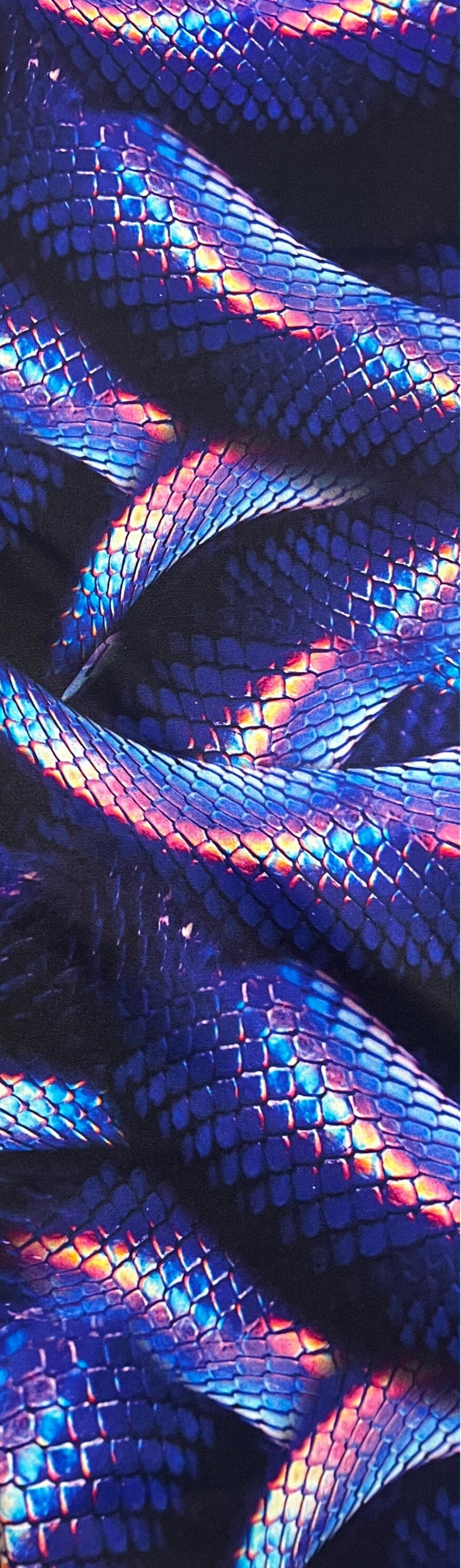 Snake skin design print on the best quality of heavy nylon spandex 4-stretch 58/60”sold by the YD.ships worldwide from Los Angeles CA USA.