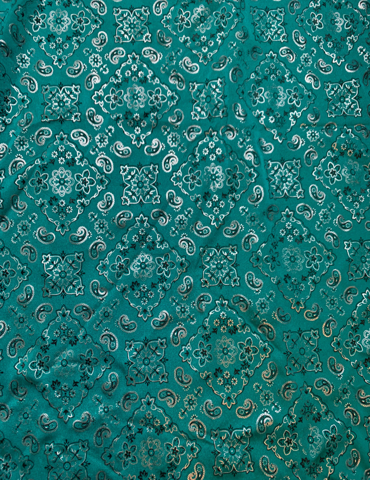 Modern bandana design print on the best quality nylon spandex with metallic 4-way stretch 58/60”sold by the YD.ships worldwide from Los Angeles CA USA.