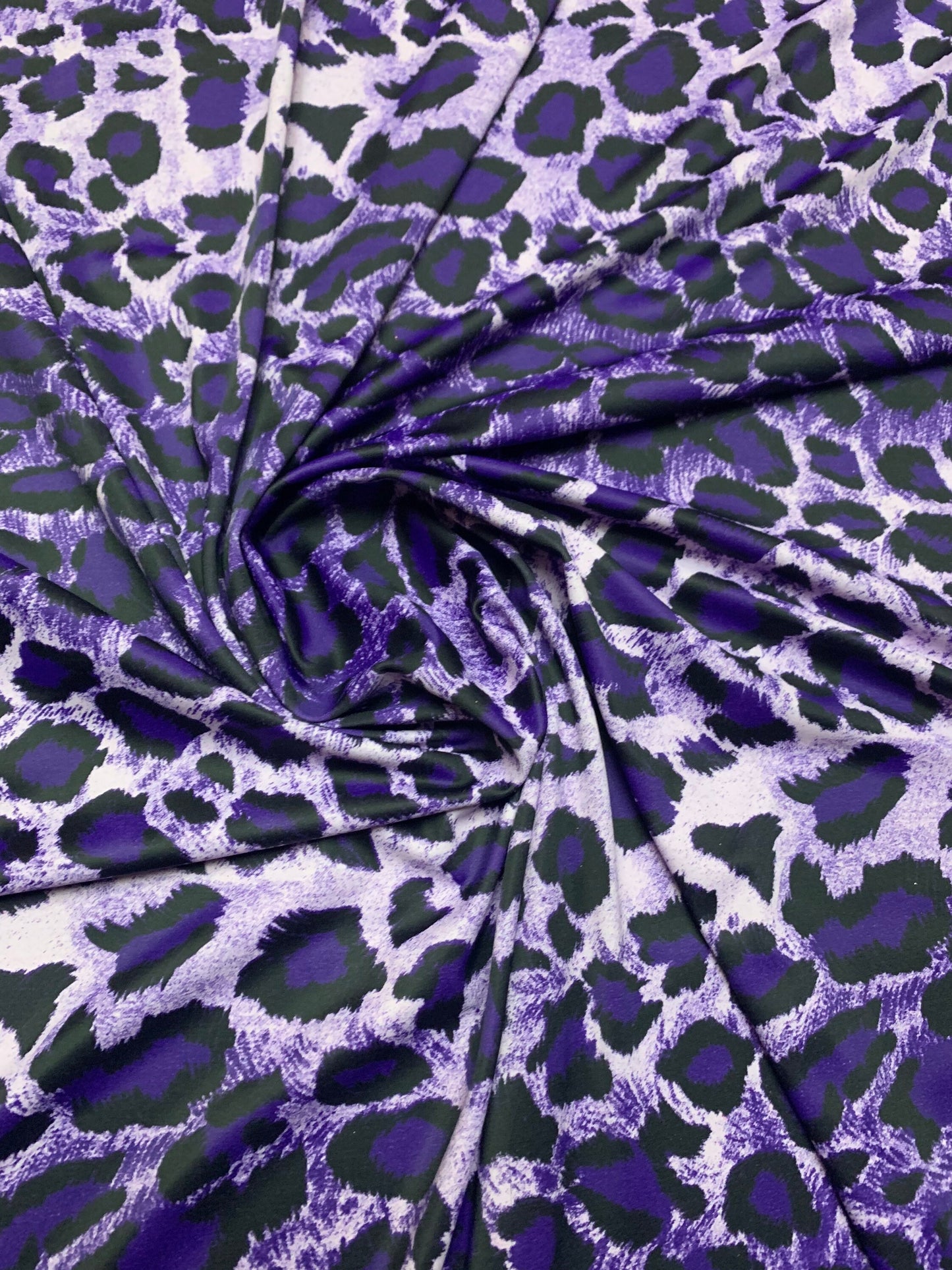 New jaguar design print on the best quality nylon spandex 4-way stretch 58/60”sold by the YD. ships Worldwide from Los Ángeles California.