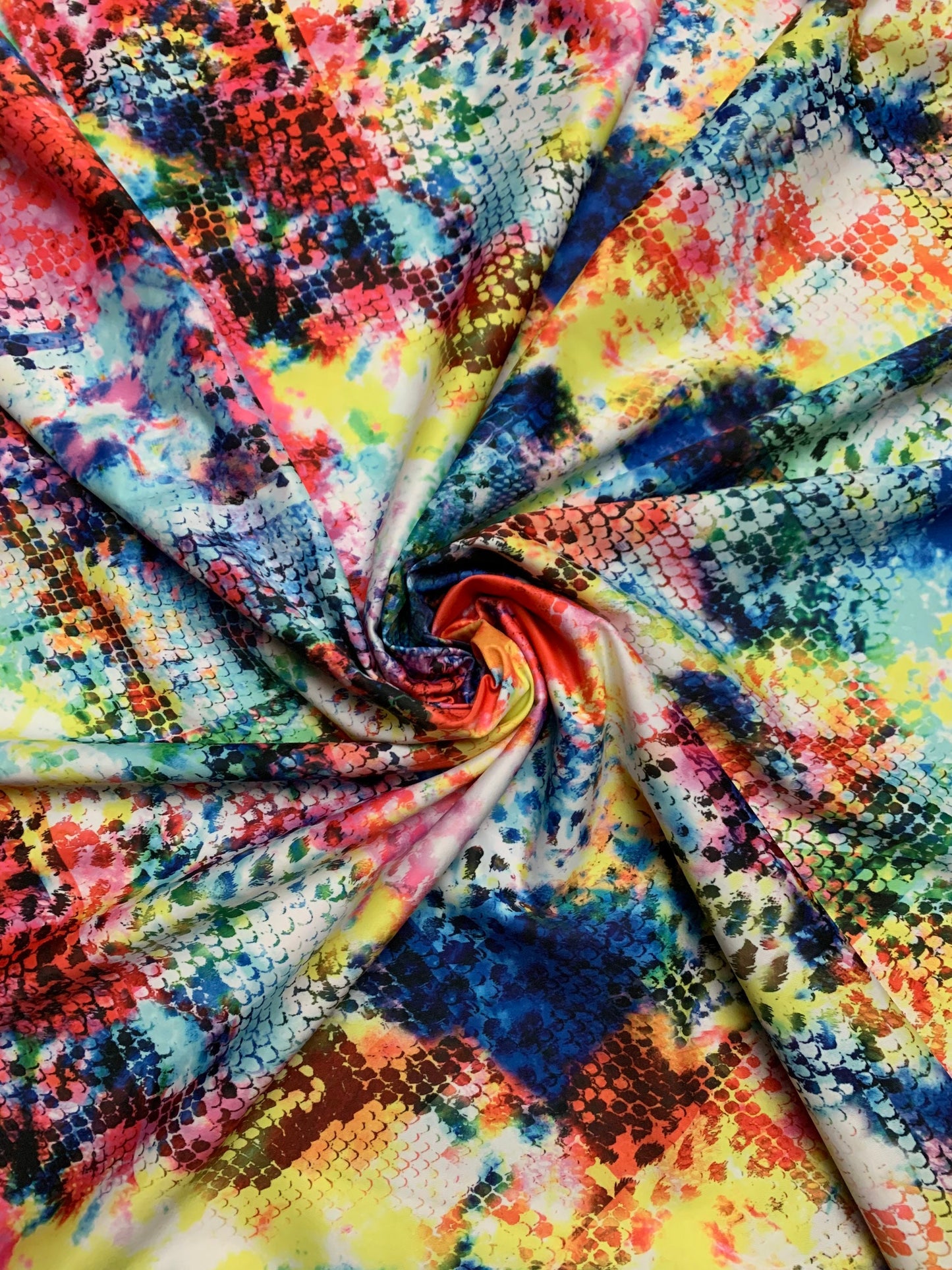 New Anaconda tie dye design print on the nylon spandex 4-way stretch 58/60”sold by the YD.ships worldwide from Los Angeles California USA.