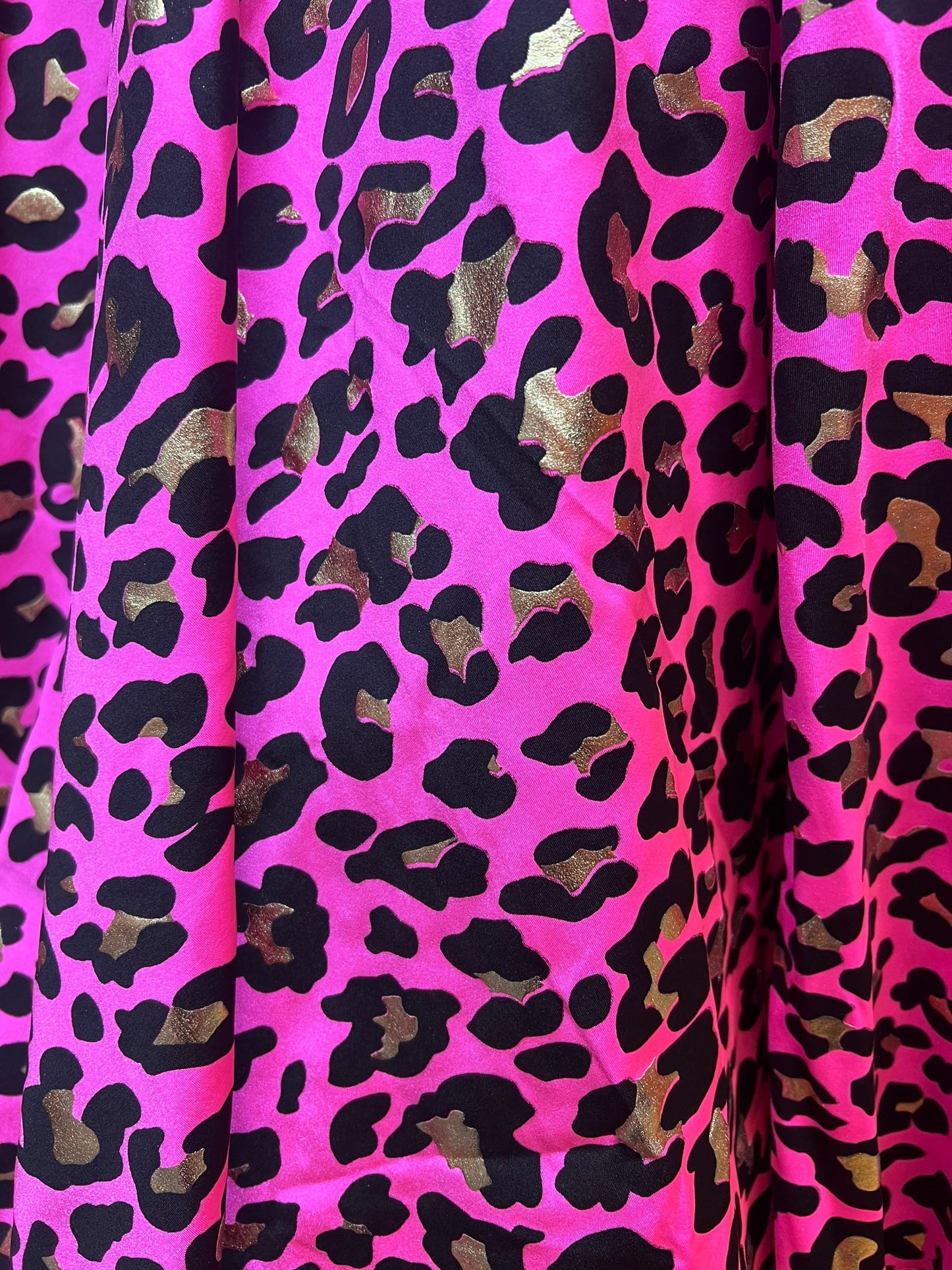 New leopard pattern design with metallic nylon spandex 4- stretch 58/60”sold by the YD.Ships worldwide from Los Angeles California USA.