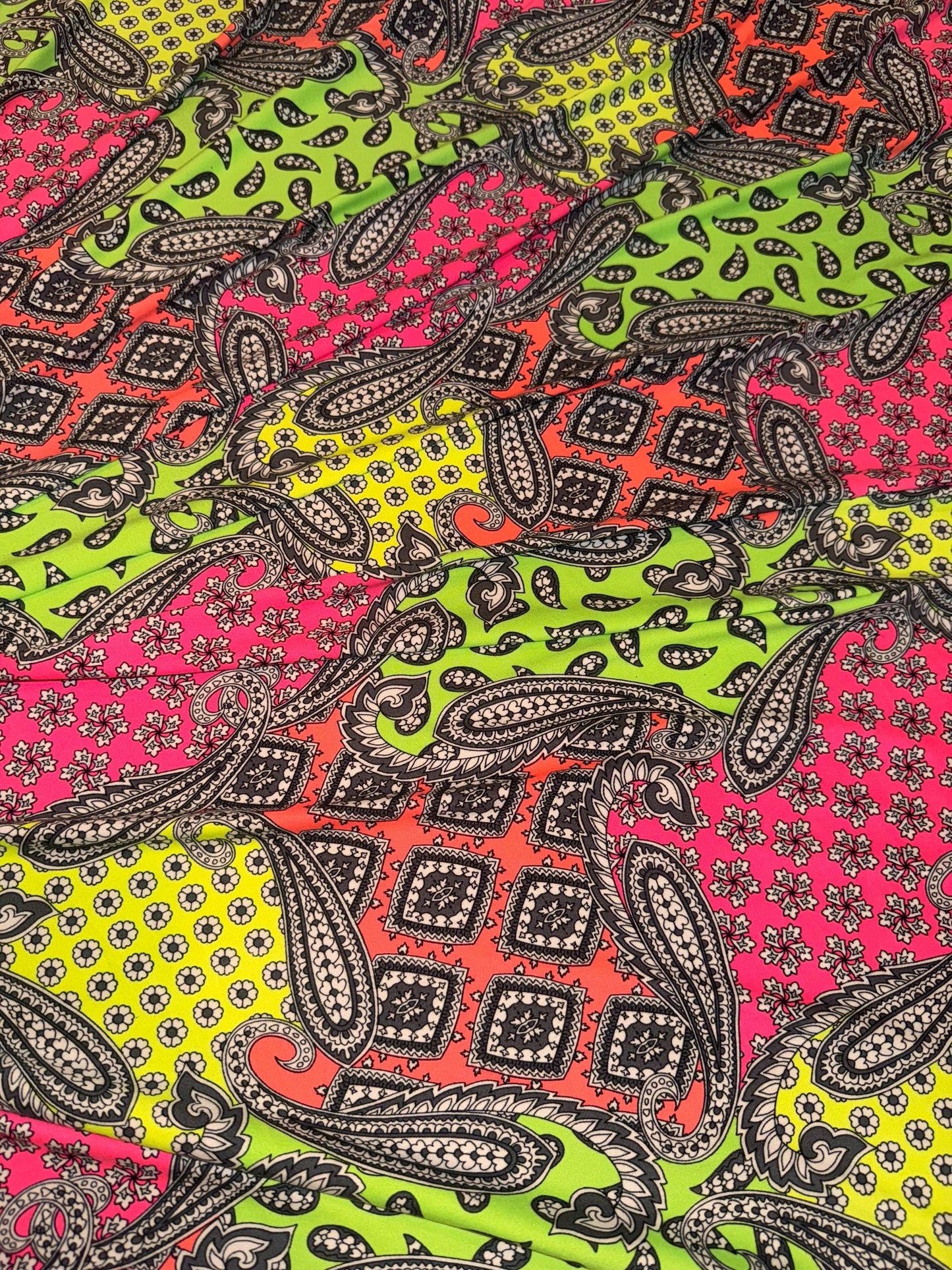 New Bandana neon color UV light design print on the best quality of poly spandex 4-way stretch 58/60”sold by the YD. Ships worldwide LA