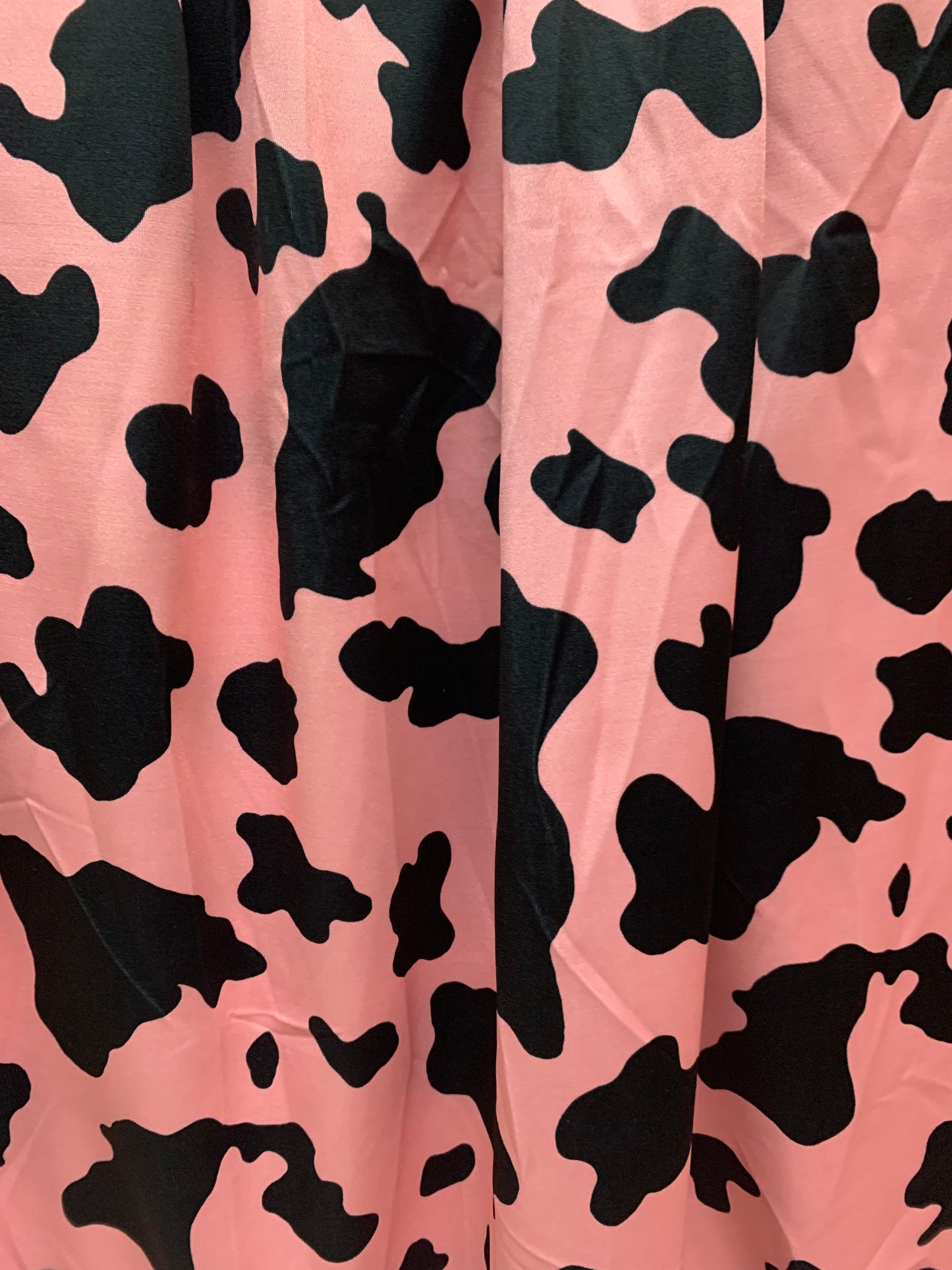 Beautiful cow design print on best quality of nylon spandex 4-way stretch 58/60”sold by the YD. ships Worldwide from Los Angeles CA USA.