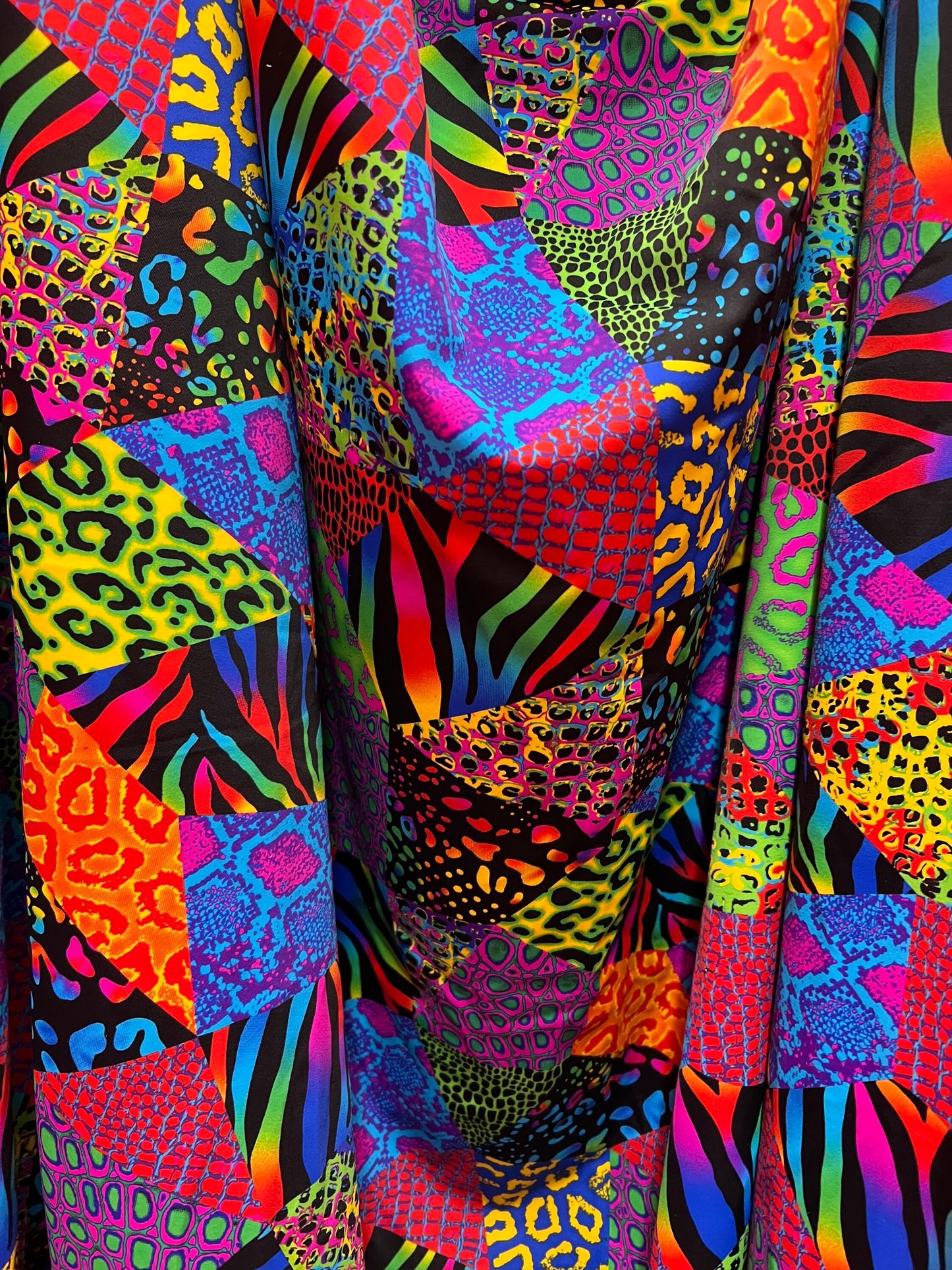 Colorful safari design print on the best quality of nylon spandex 4-stretch 58/60”sold by the YD.ships worldwide from Los Angeles California