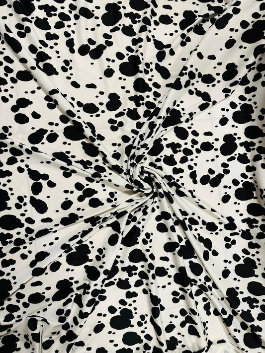 Dalmatian dog design print on poly spandex 4-stretch 58/60”sold by the YD.ships worldwide from Los Angeles California USA