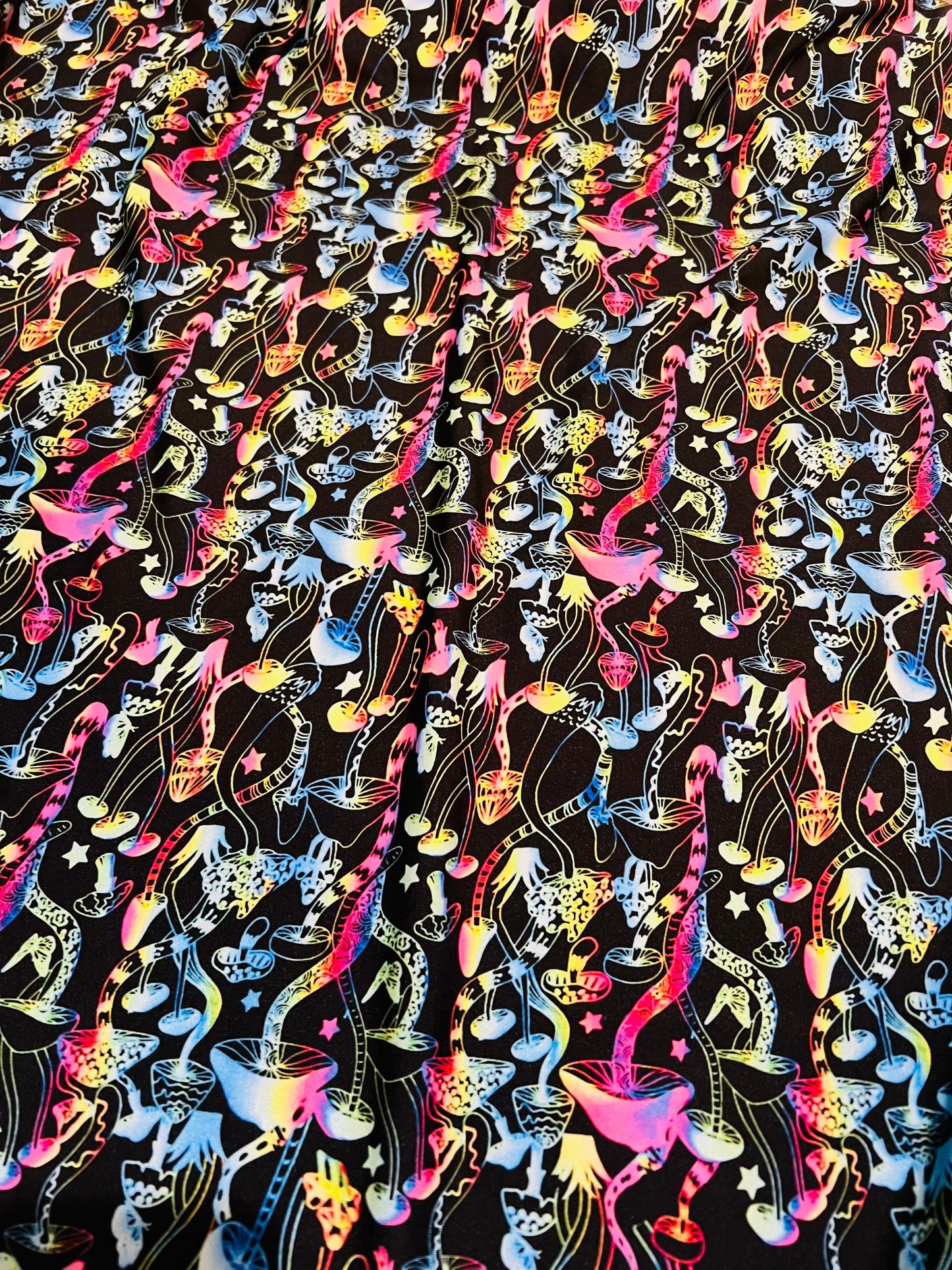 Fantasy jellyfish pattern design print on the best quality of nylon spandex 58/60”sold by the YD. Ships worldwide from Los Angeles CA.