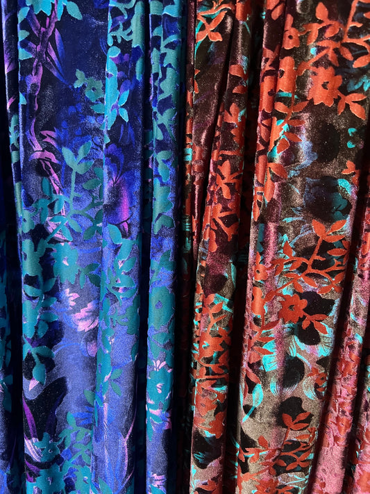 New Luxury Floral Design burnout velvet 4-way stretch 58/60”Sold by the YD.Ships worldwide from Los Angeles California USA