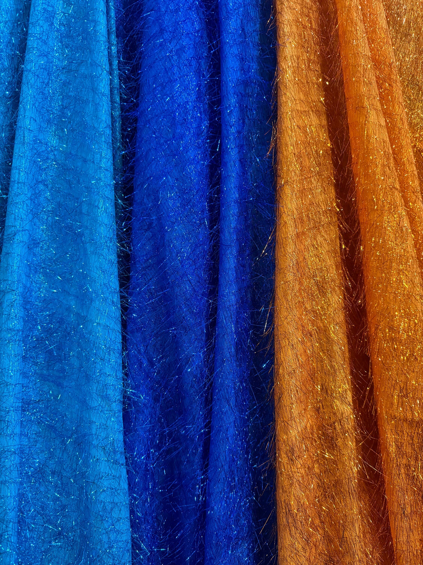 New metallic eyelash fringe design no stretch 58/60”Sold by the YD.Ships worldwide from Los Angeles California USA.