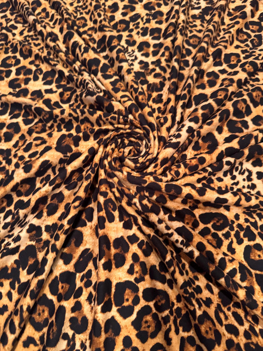 New Exotic leopard design print on the best quality of poly spandex 4-way stretch 58/60”Sold by the YD.Ships worldwide from Los Angeles CA.