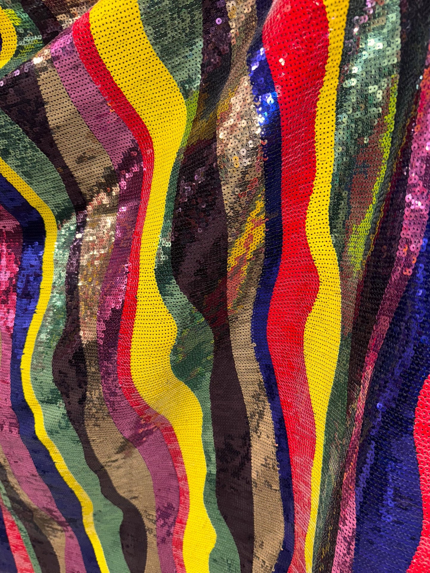 New Sequins African pattern design 2-way stretch 58/60”sold by the YD.ships worldwide from Los Ángeles California USA