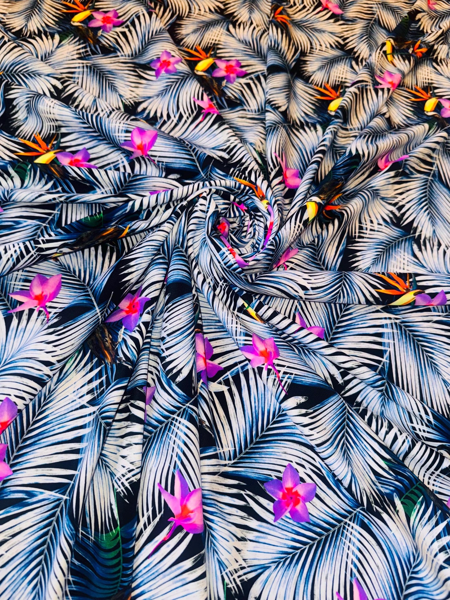 NEW Hawaiian tropical floral design print on the best quality of nylon spandex 4-stretch 58/60”sold by the YD.ships worldwide from LA