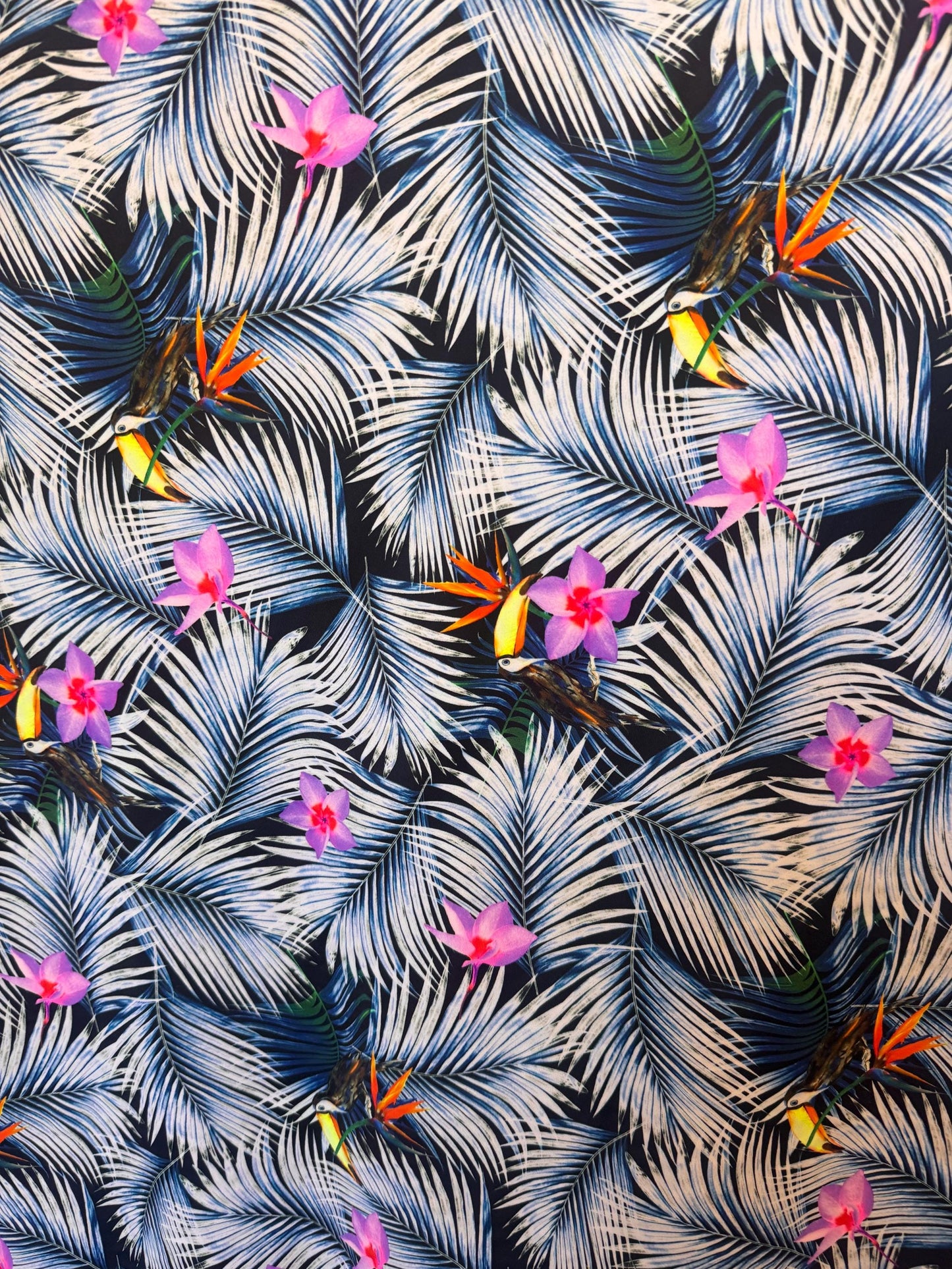 NEW Hawaiian tropical floral design print on the best quality of nylon spandex 4-stretch 58/60”sold by the YD.ships worldwide from LA