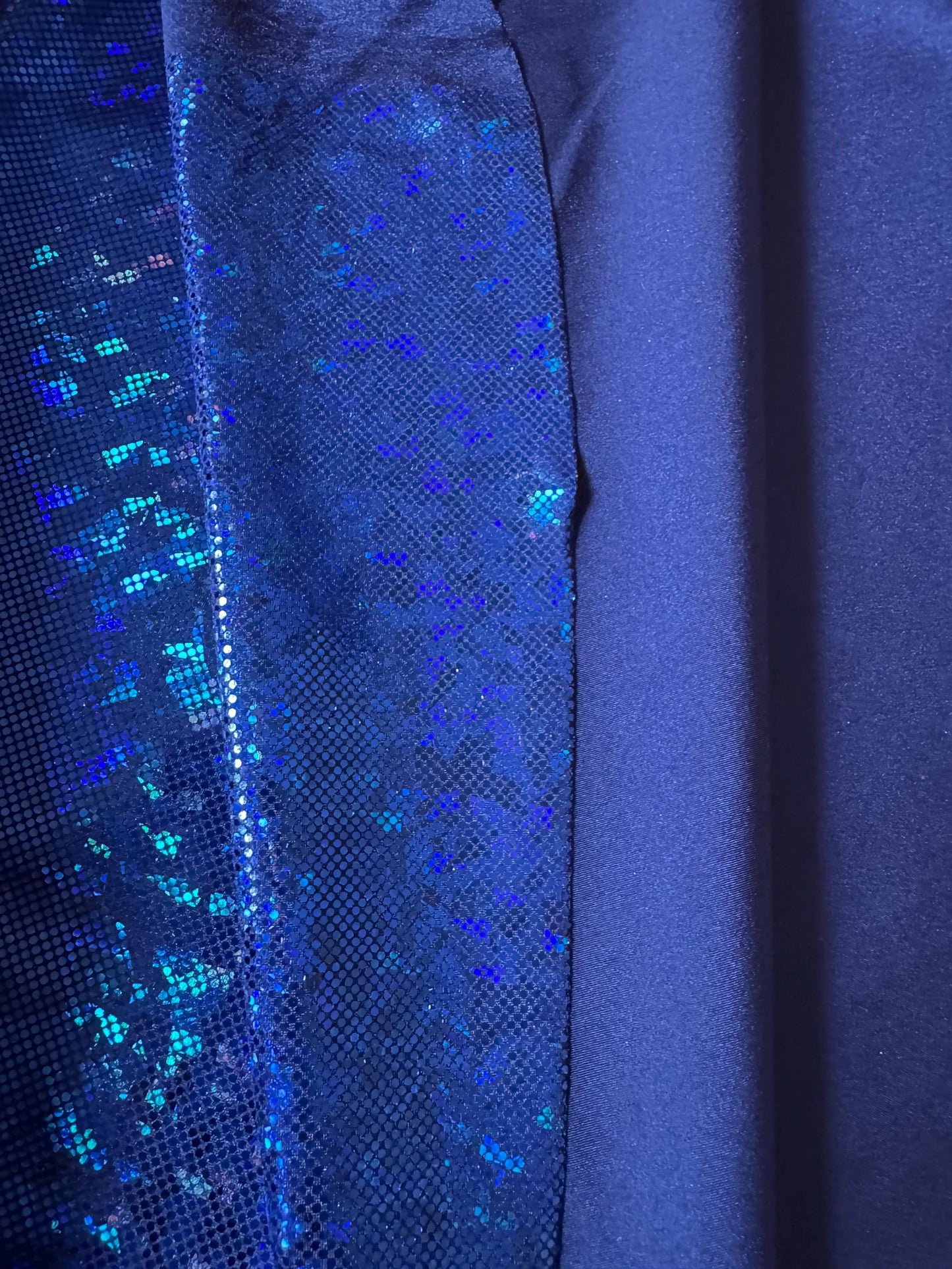New Holographic shattered glass design metallic nylon spandex 4-stretch 58/60”sold by the YD.ships worldwide from Los Angeles California USA