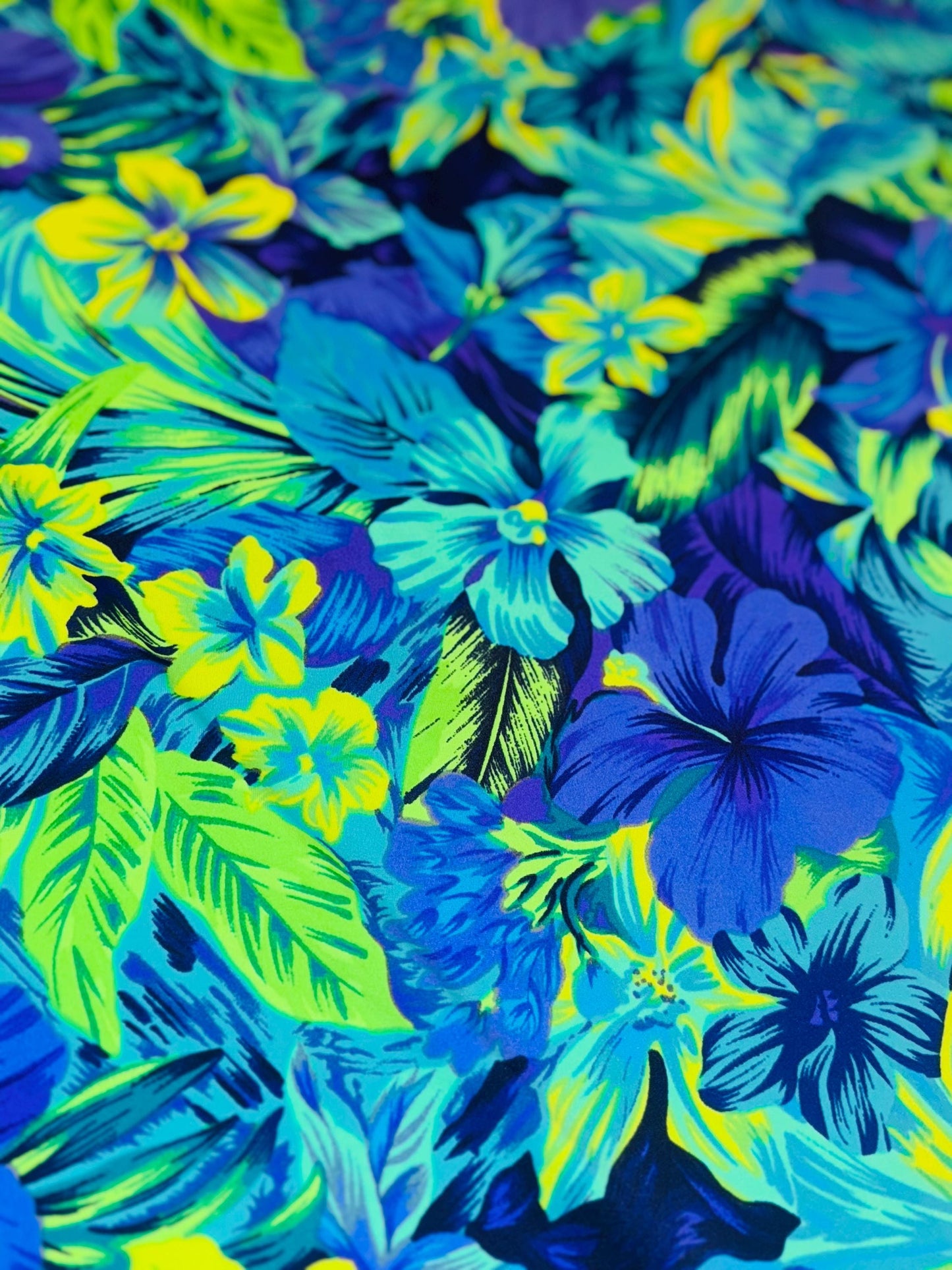 New Tropical Hibiscus floral design print on the best quality of nylon spandex 4-way stretch 58/60”sold by the YD.Ships worldwide from LA.