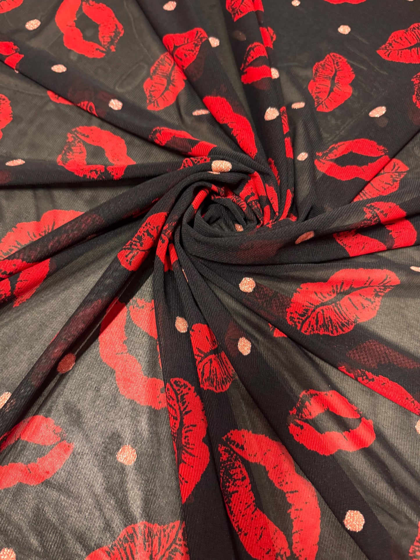 New sweet kisses pattern design power mesh nylon spandex 4-way stretch 58/60”sold by the YD.ships worldwide from Los Angeles California USA