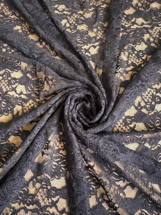 New vicky lace design 4-way stretch 58/60”sold by the YD.ships worldwide from Los Angeles California USA