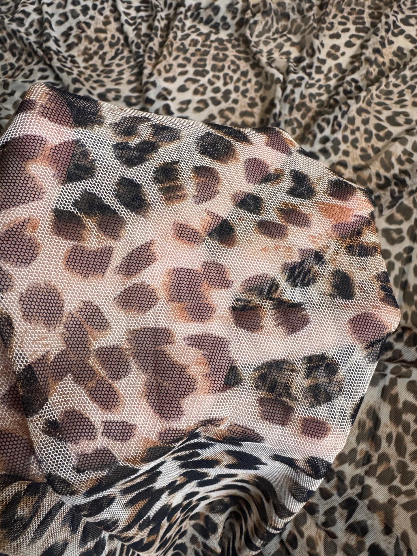 New cheetah pattern design power mesh nylon spandex 4-way stretch 58/60”sold by the YD. ships worldwide from Los Angeles California USA