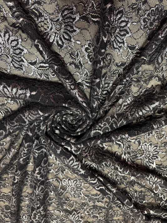 New Metallic lace design 2-way stretch 58/60”sold by the YD.ships worldwide from Los Angeles California USA