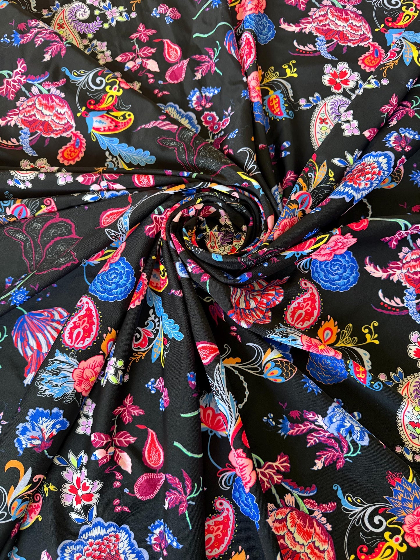New floral and paisley design print on the best quality of nylon spandex 4-stretch 58/60”sold by the YD.ships worldwide from Los Angeles