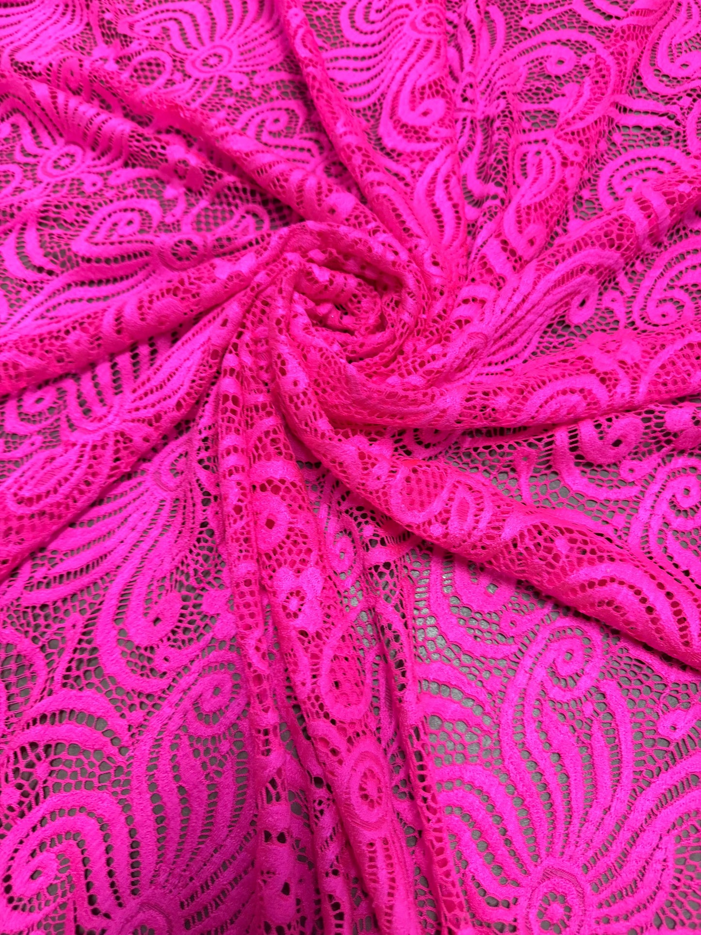 New Bella red lace design 4-way stretch 58/60”sold by the YD.ships worldwide from Los Angeles California USA.