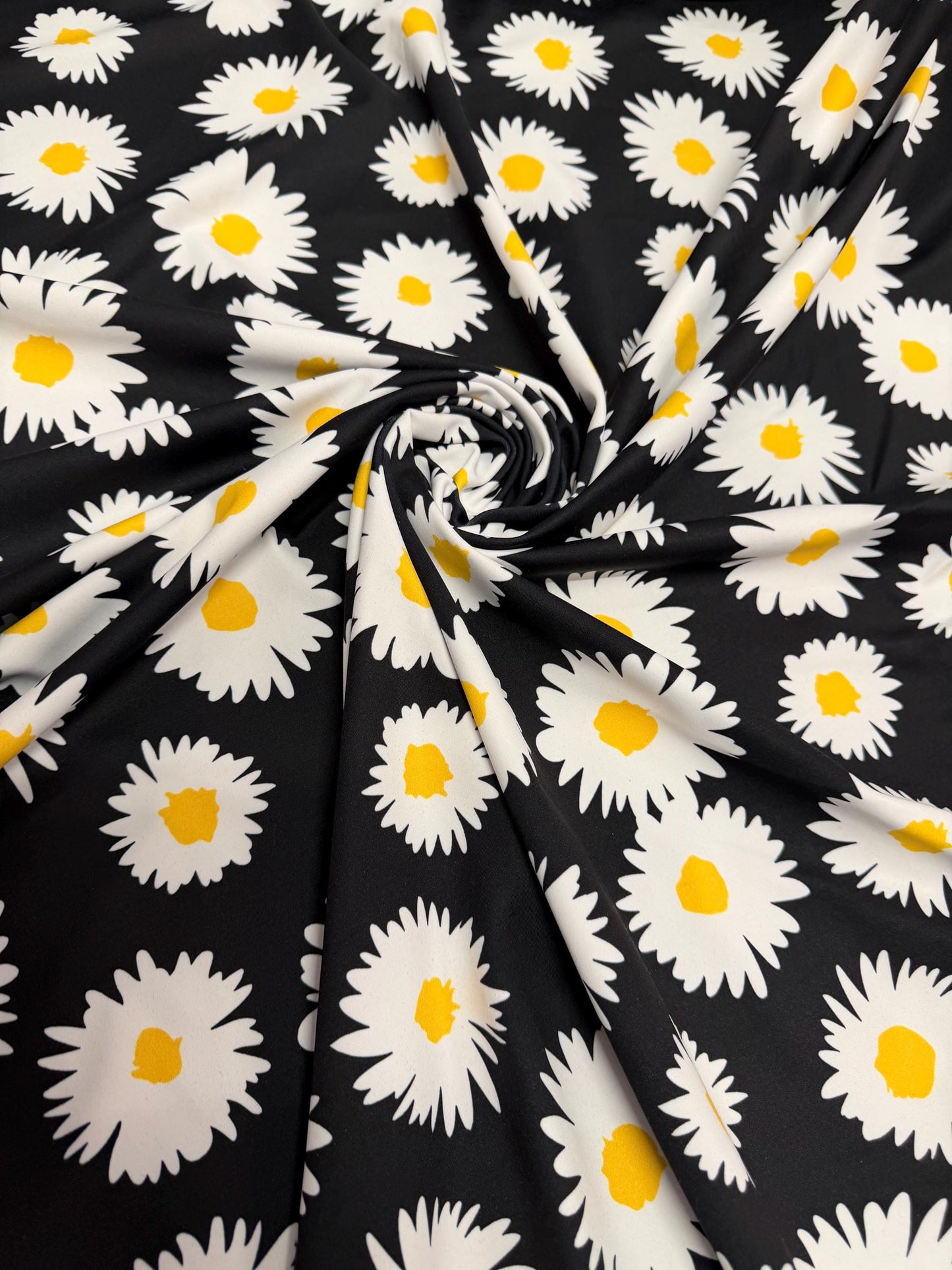 New Cute Daisy floral design print on the best quality of nylon spandex 4-stretch 58/60”sold by the YD.ships worldwide from Los Angeles